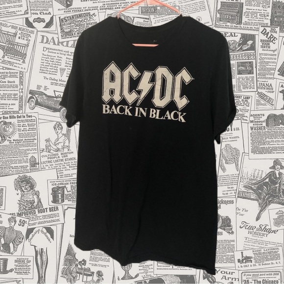 Black ACDC Back In Black Graphic Tee, Size L - Picture 1 of 3